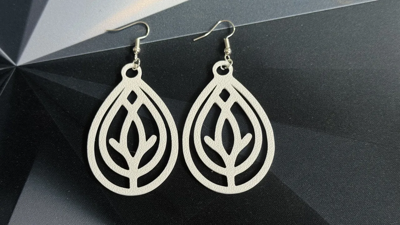 new earring set view 4