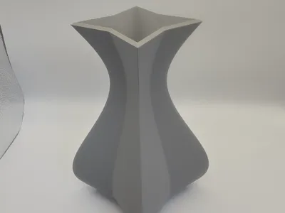 Vase 4