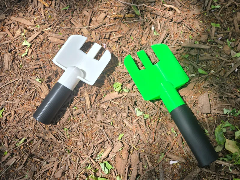 Garden spork