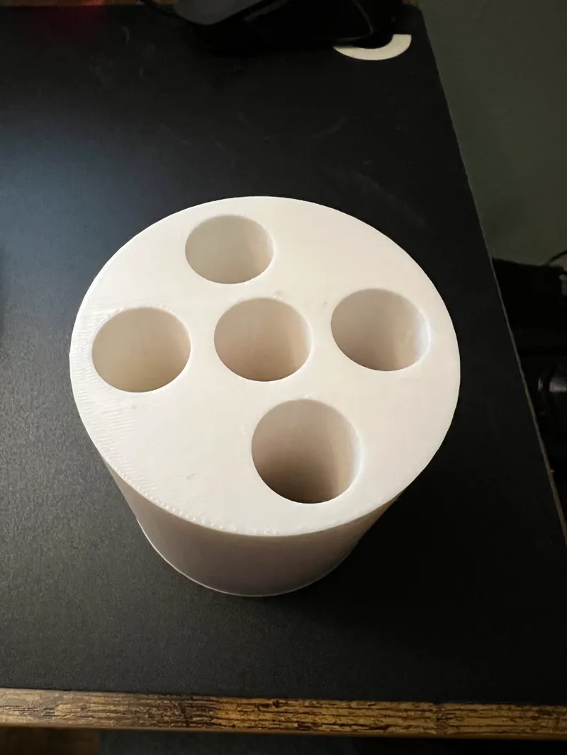 Simple Toothbrush Holder