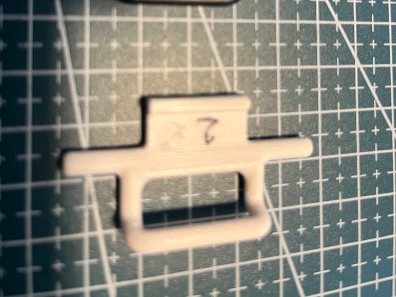 clip pare soleil C4 picasso