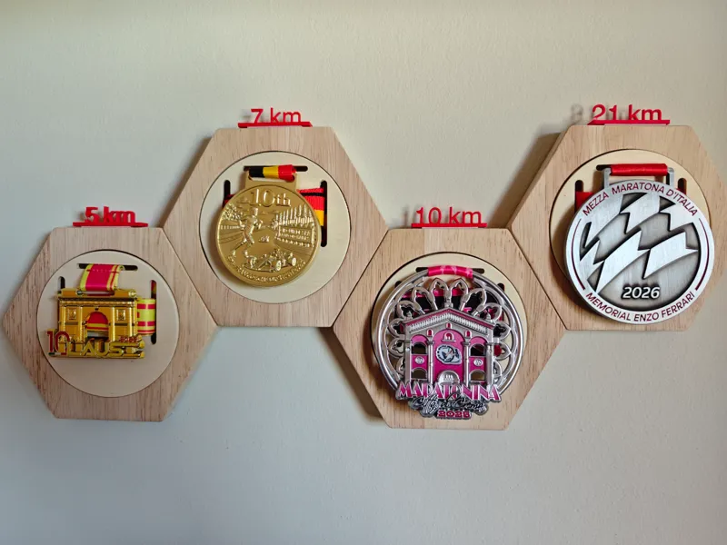 Etichette per porta medaglie maratona
