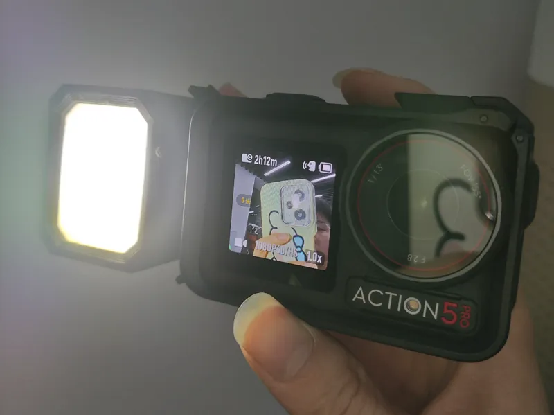 大疆action补光灯（DJI OSMO action fill light）