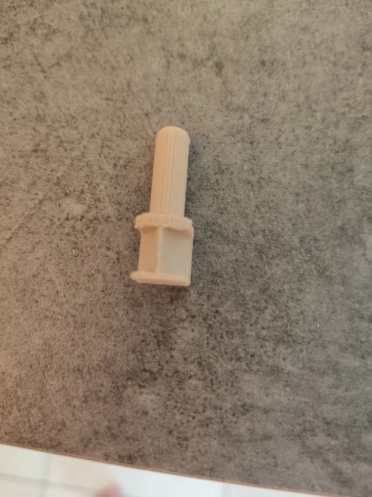 Clamp holder for Ikea shelf