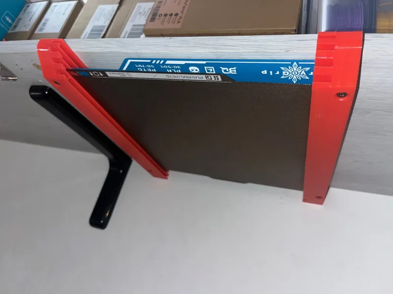 3d printer plate holder suspended