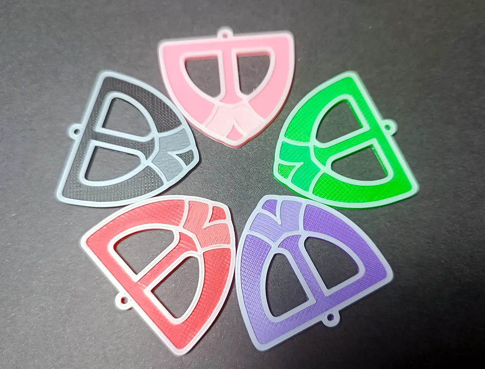 Shield of Elegance - Earrings view 3