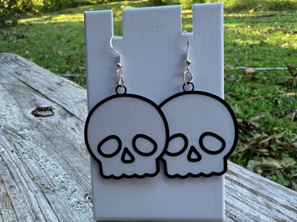 Skull earrings/keychain view 2