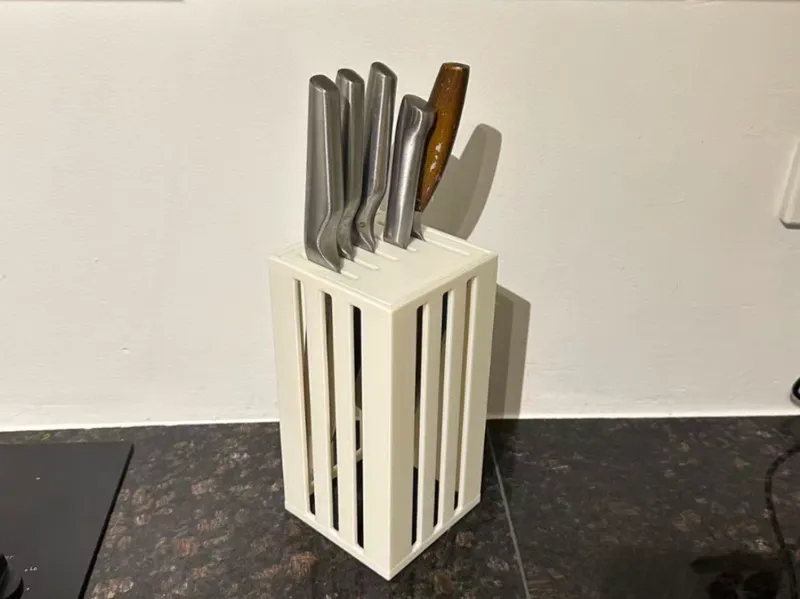 Knife block