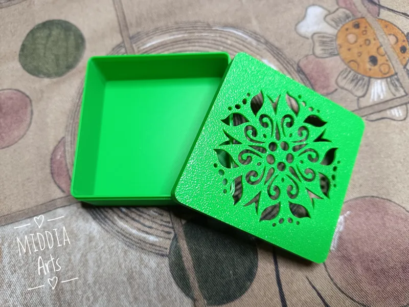 Mandala Square Box