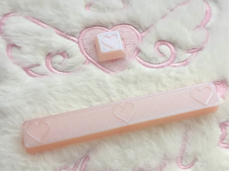 cute heart keycaps ! artisan + spacebar