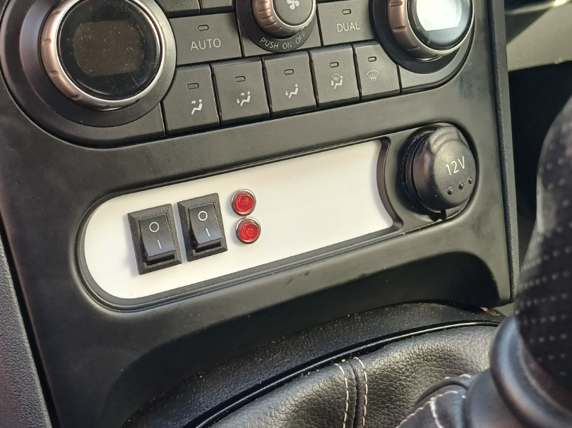 Switch and Button Panel for Nissan Qashqai J10