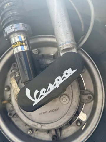 Tapa o cubierta: Vespa PX Fork Cover – Front Fork Protective Cover — vista de referencia 2