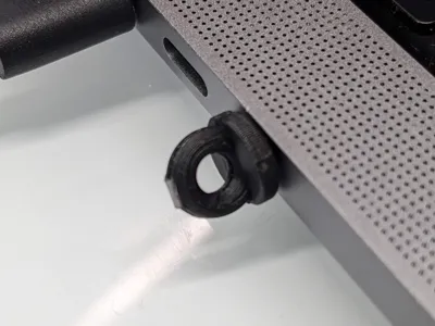 3.5mm Dust Plug With Hoop (Split)