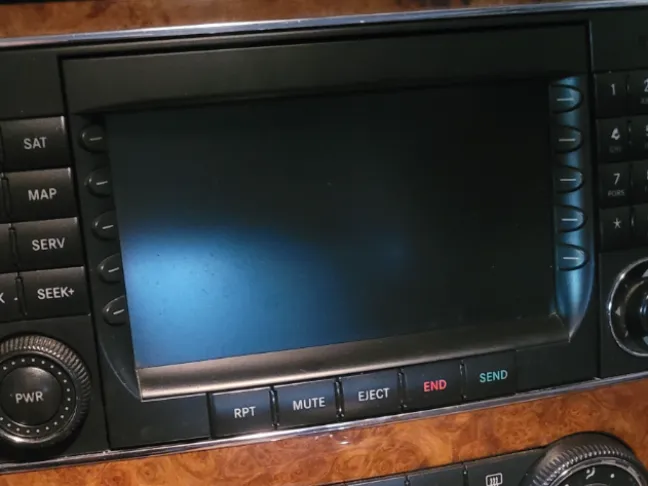 Phone holder for Mercedes C Class