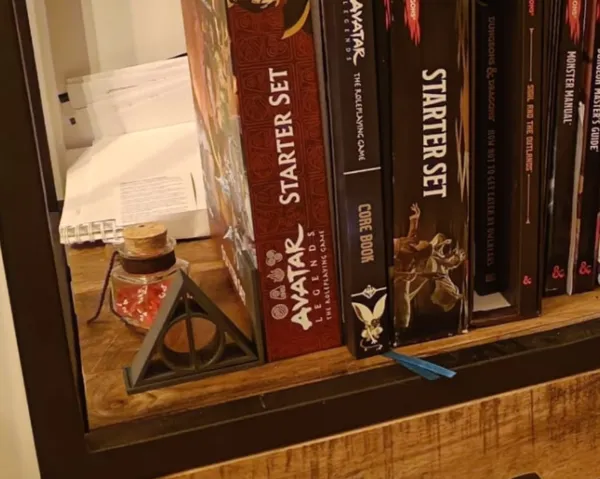 Serre-livres symbole des Reliques de la Mort
