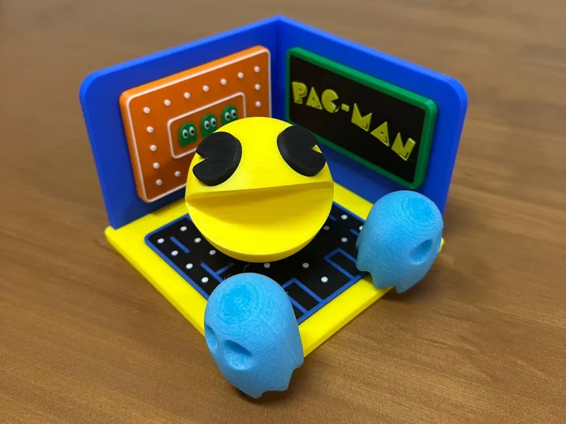 Pac Man and Ghosts Arcade Diorama