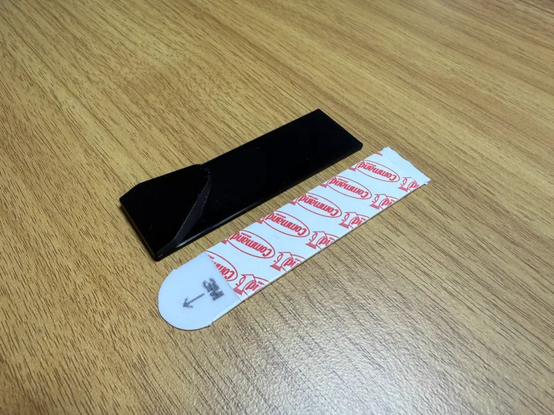Wire Back Picture Hanger (3M Command Strip)