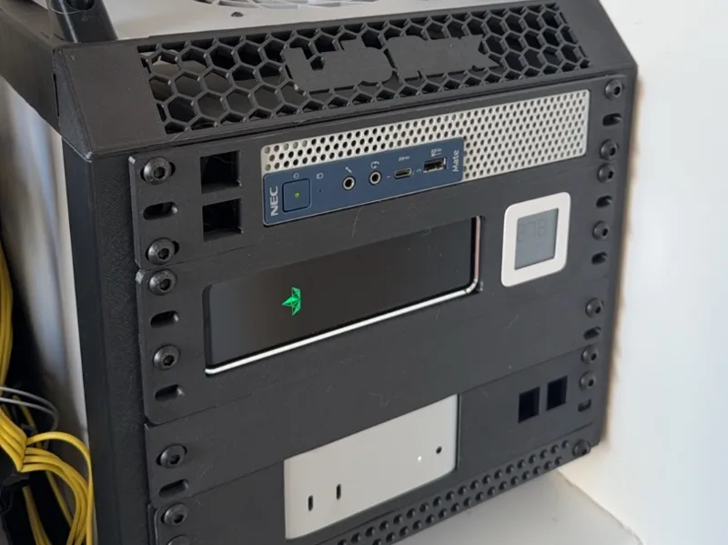 【10寸机柜专用】KVM + 小米温湿度计 集成面板（玩客云KVM专用）