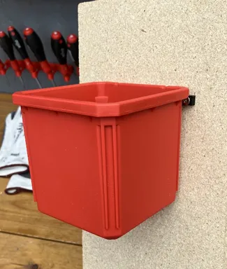 Milwaukee Packout Bin / Container wall mount