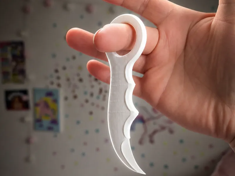 CLAW – Safe Package Opener