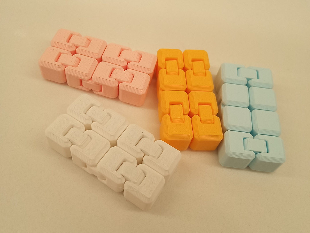 Mini infinity fidget cube - 1