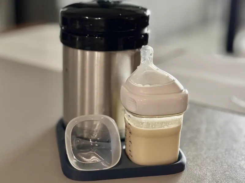 Baby Feeding Tray Station