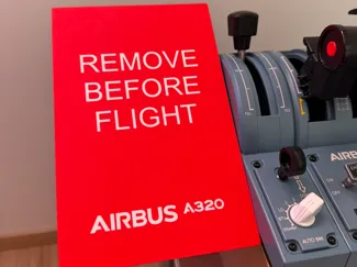 Cache MCDU WinWing A320 Remove Before Flight
