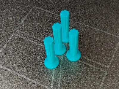 Retaining pegs wet/dry floor wipes for mop head