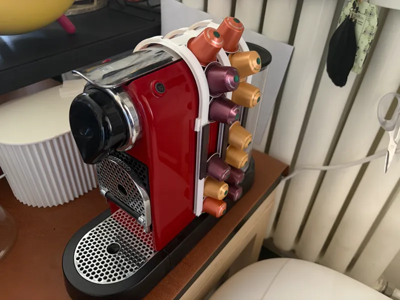 Nespresso capsule holder -- Piggyback in style