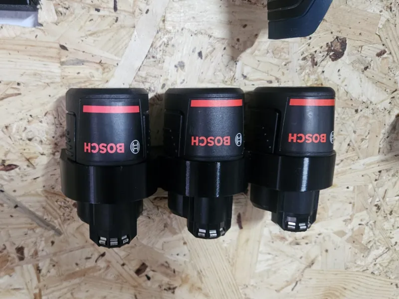 Bosch 12 V battery holder (for three battery)