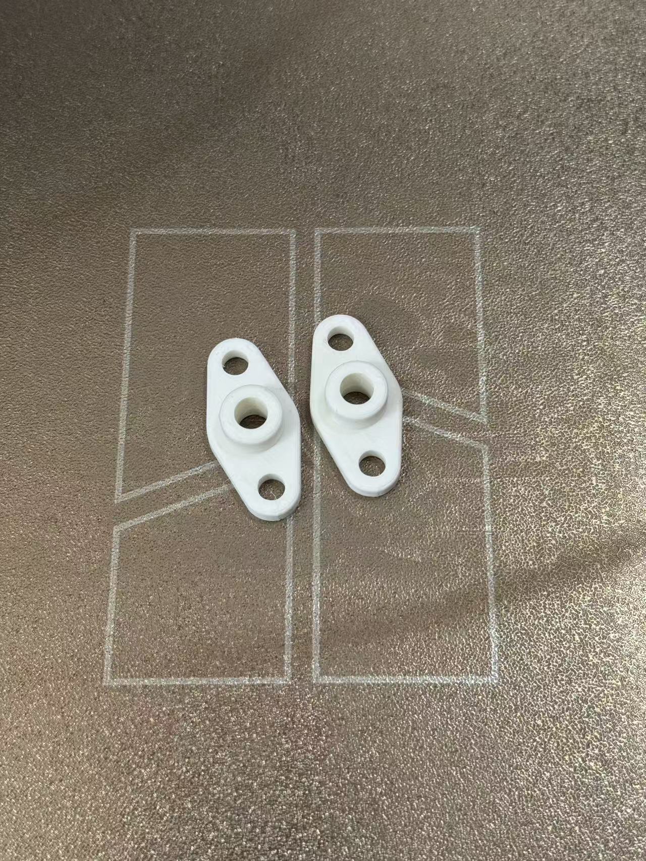 Miniatura 1 do modelo 3D 铝型材光轴固定器