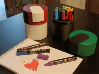 Slim Posca Container