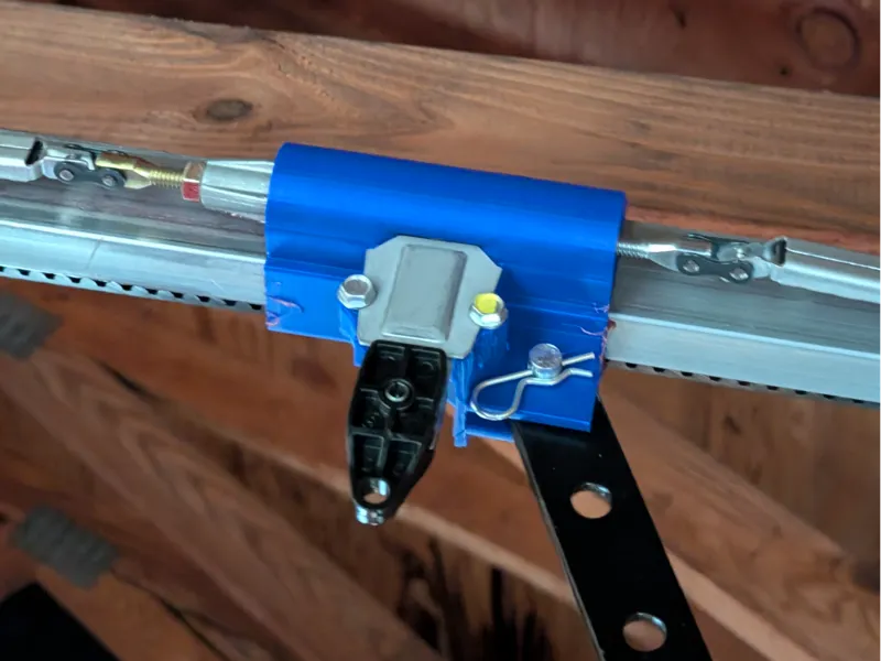 Genie Garage Door Belt/ Chain Drive Carriage