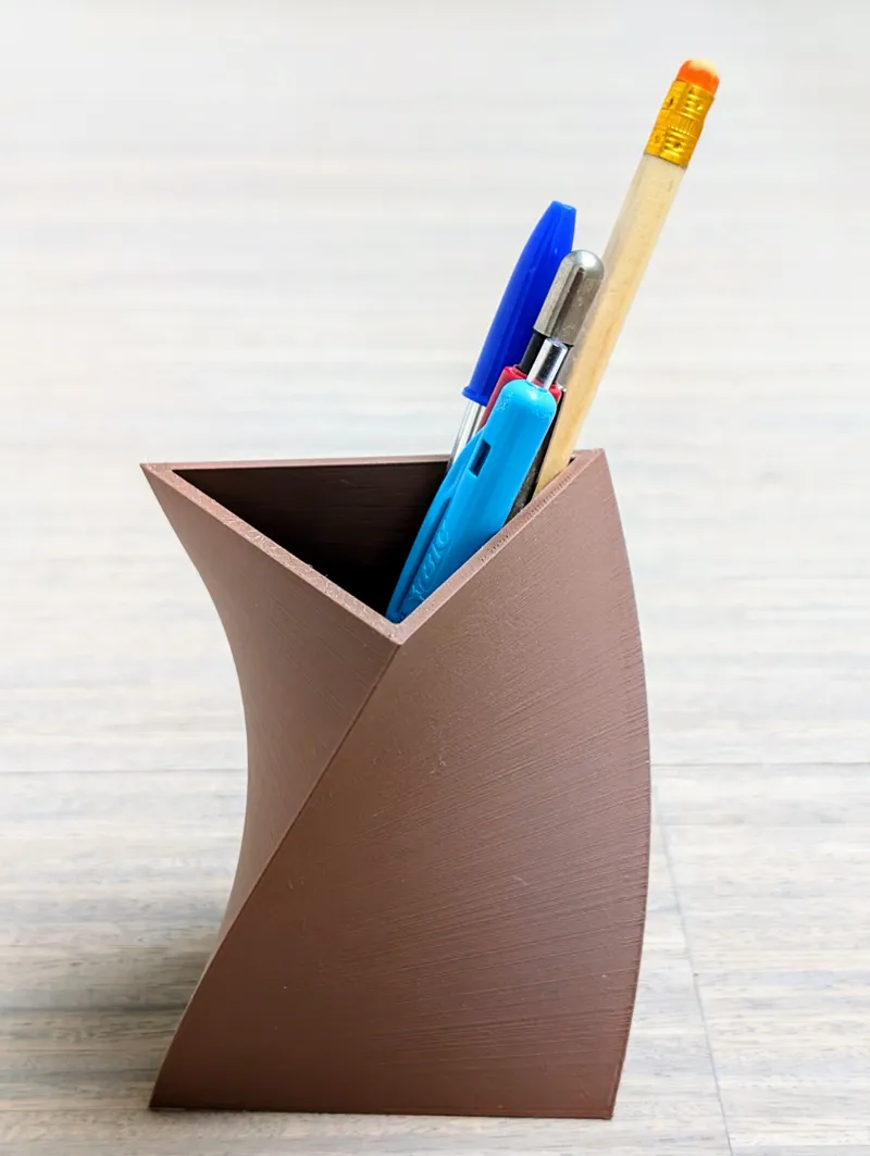 Modern, minimalist Pencil Holder