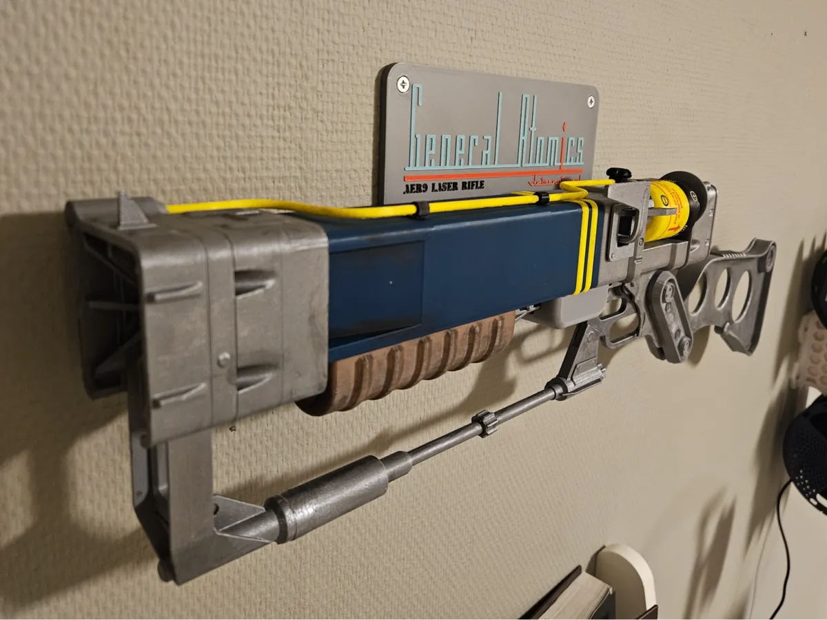 Fallout Display Rasb Wall Display for Fallout AER9 Laser Rifle - Free 3D Print Model ...