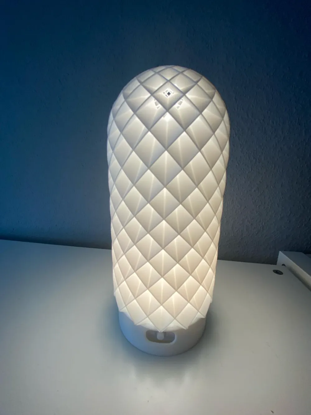 Bambulab lamp with USBC battery by The_Striker MakerWorld