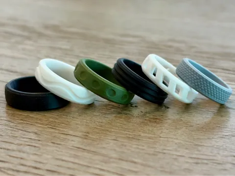 Letrero o emblema decorativo: Comfort Fit Rings - US/UK/EU Sizes - Quick Print — referencia de MakerWorld