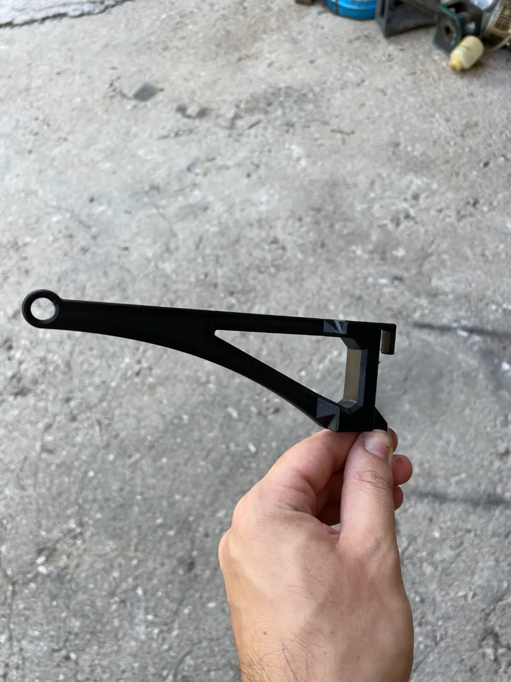 Spool Holder for IKEA Boaxel Shelves by Ercolano_3Design - MakerWorld