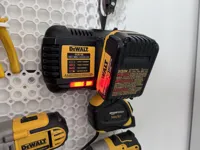 Support Multiboard pour chargeur Dewalt DCB1108 — photo 1