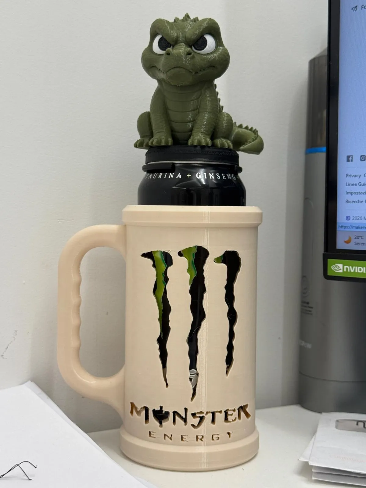 MONSTER ENERGY PORTA LATTINA view 2