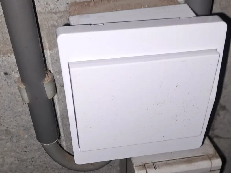 Niko Hydro Switch Cover Plate (2-Entry Box)