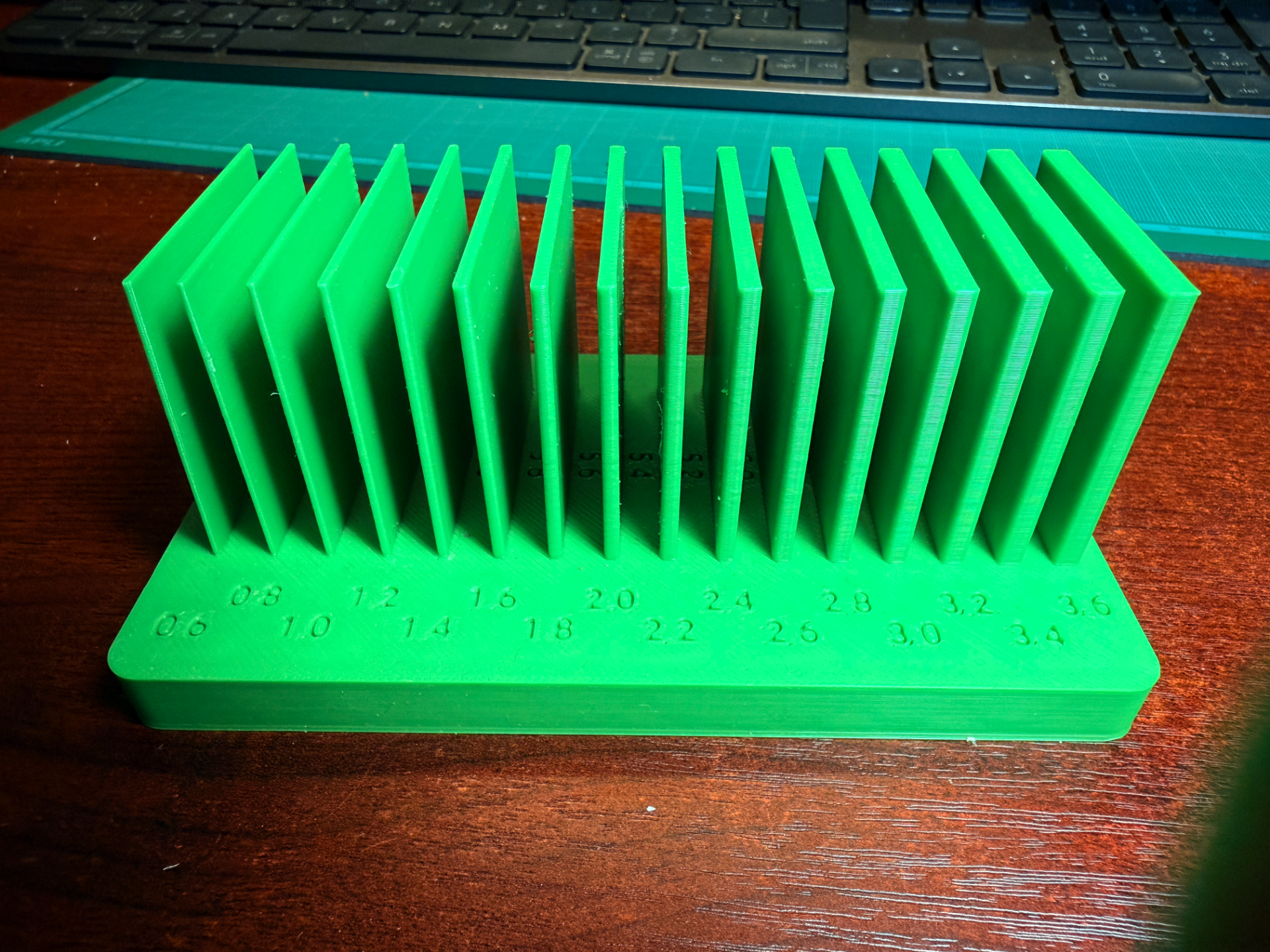 The Wall & Gap Gauge (0.6mm - 7.0mm) 