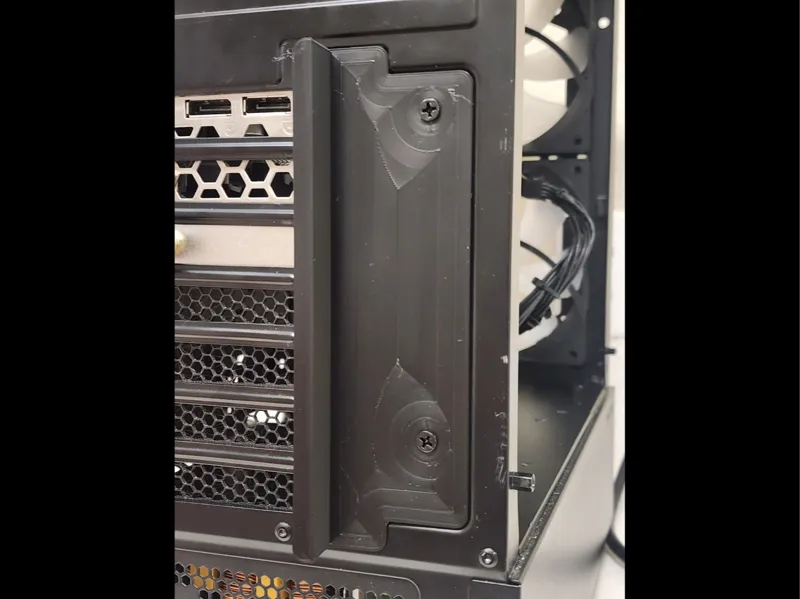 Phanteks Eclipse P300 PCIe Bracket Cover