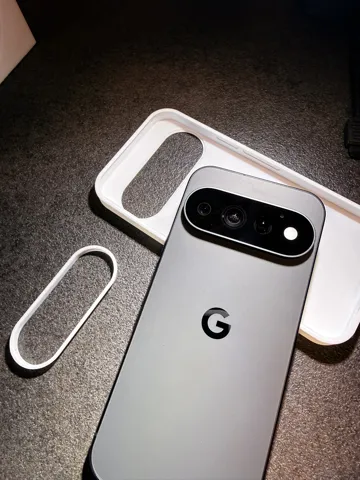 Caja o estuche: Google Pixel 11 Pro Case - Slim, with Lens Guard — vista de referencia 3