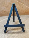 Easel