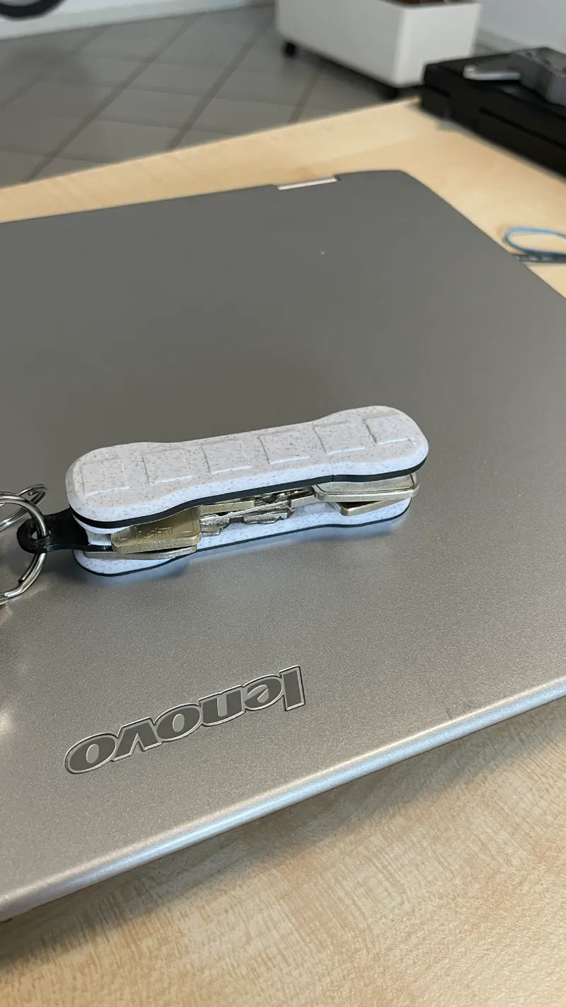 Srewless Keyholder short version  with improvements 