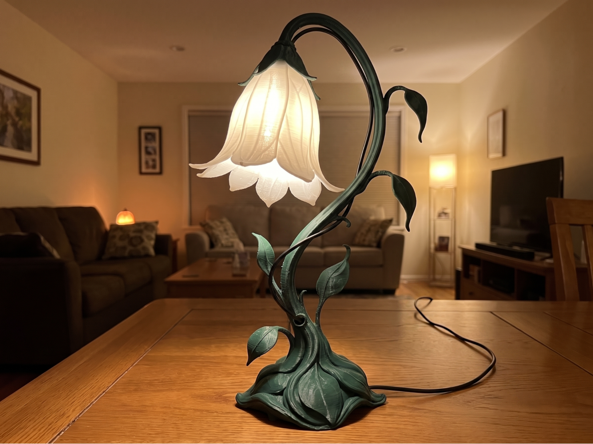 FloraGlow Botanical Lamp - 1