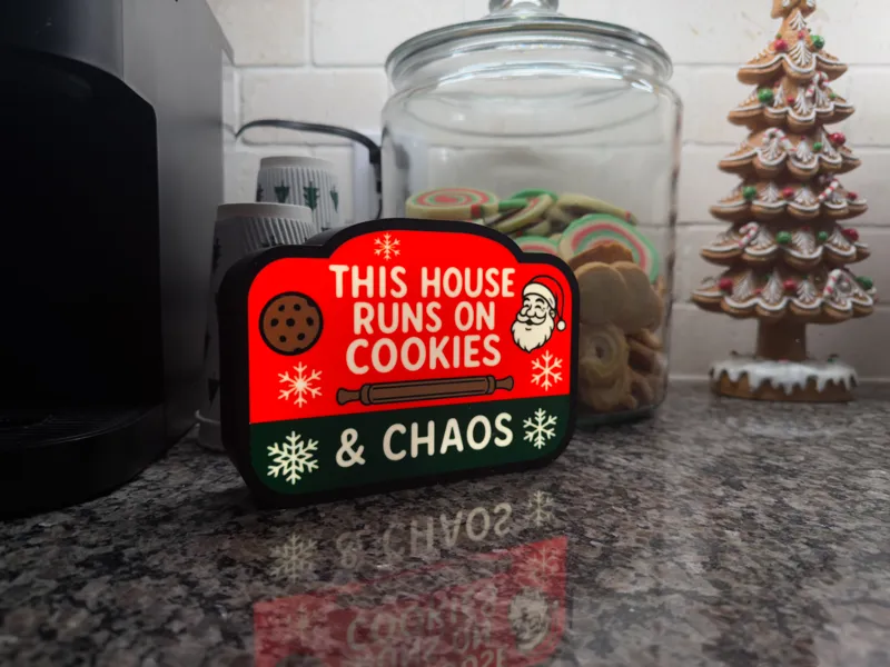 Cookies & Chaos – Christmas Lightbox (Multicolor)