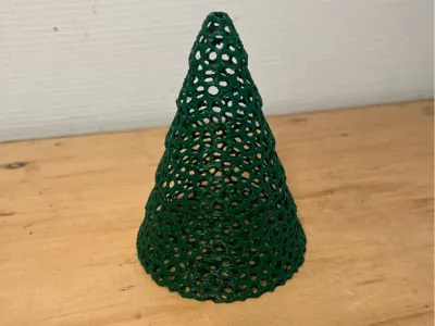 Voronoi Christmas Tree