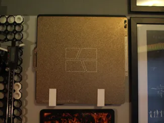 Buildplate Wall Mount